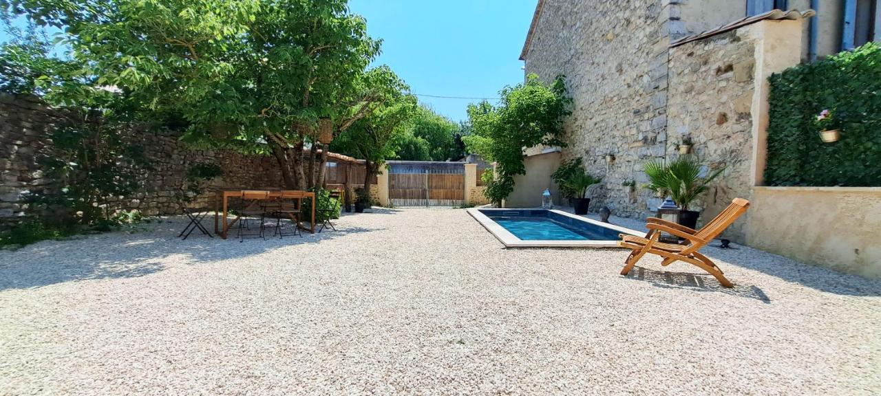 Mazet En Provence Pour 4, Piscine Chauffee Privee, Jardin Clos Prive, Barbecue, Chiens Admis Sainte-Jalle Eksteriør bilde
