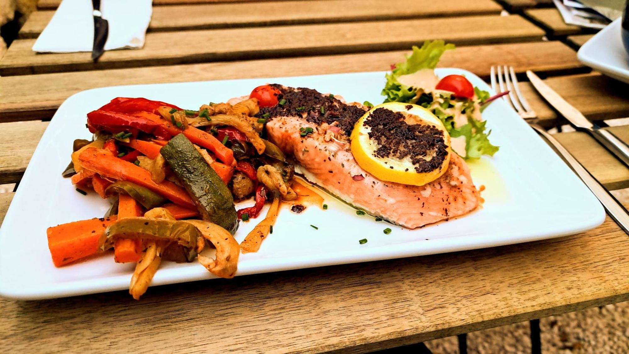 Mazet En Provence Pour 4, Piscine Chauffee Privee, Jardin Clos Prive, Barbecue, Chiens Admis Sainte-Jalle Eksteriør bilde