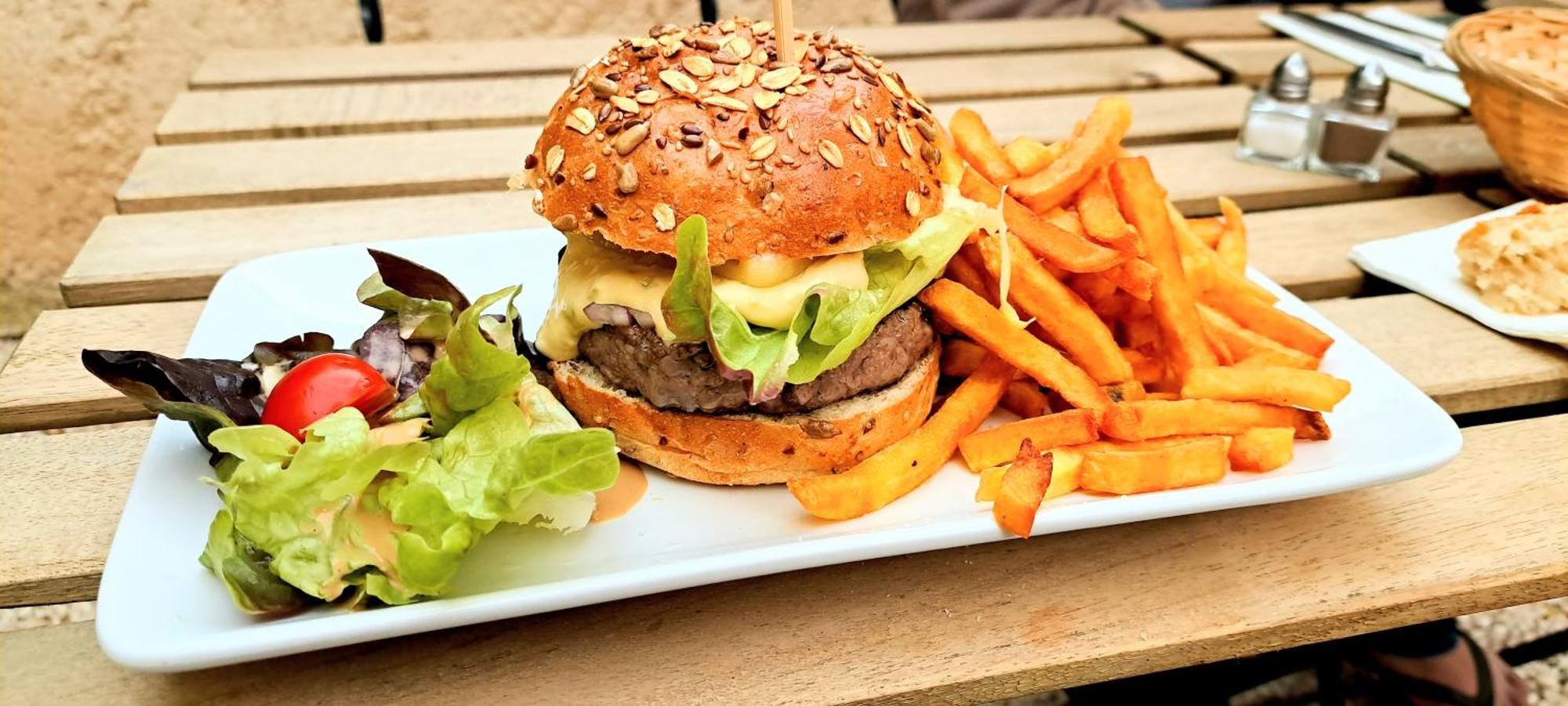 Mazet En Provence Pour 4, Piscine Chauffee Privee, Jardin Clos Prive, Barbecue, Chiens Admis Sainte-Jalle Eksteriør bilde