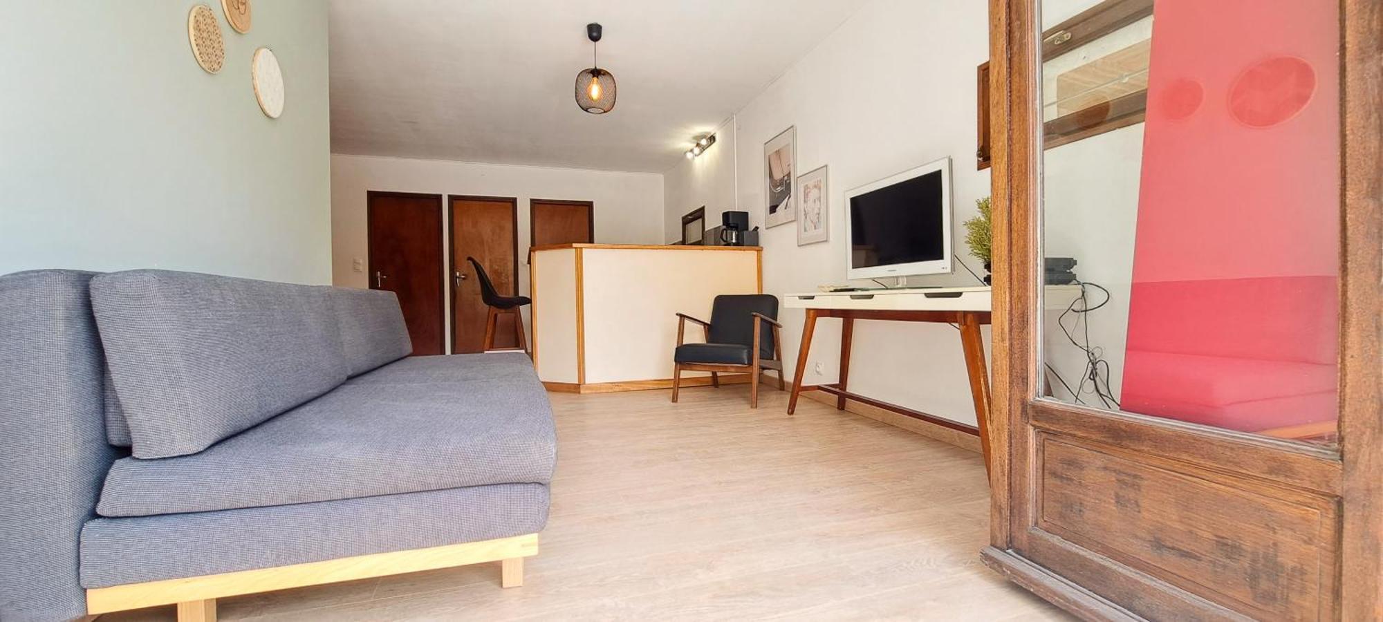 Mazet En Provence Pour 4, Piscine Chauffee Privee, Jardin Clos Prive, Barbecue, Chiens Admis Sainte-Jalle Eksteriør bilde