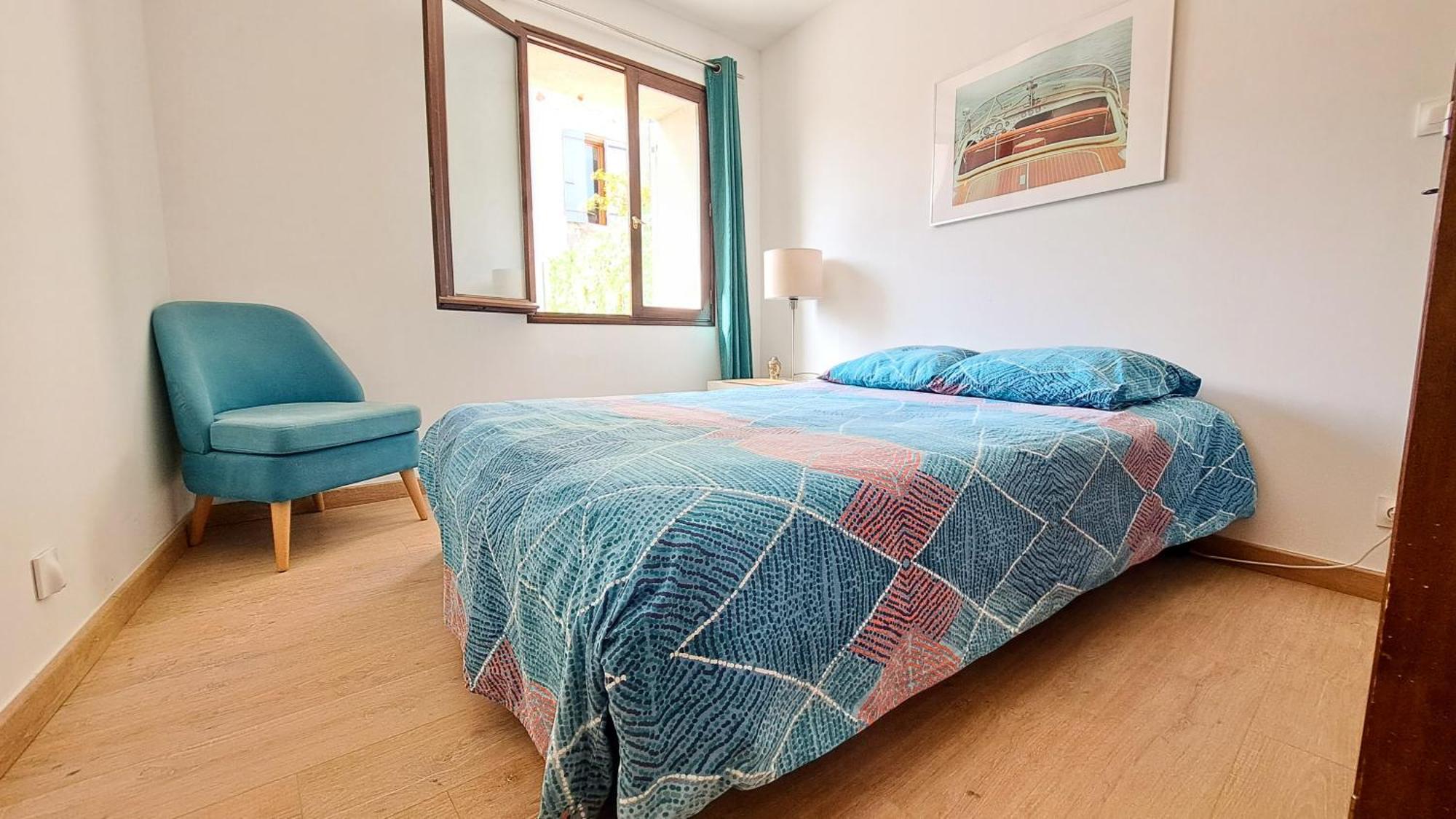 Mazet En Provence Pour 4, Piscine Chauffee Privee, Jardin Clos Prive, Barbecue, Chiens Admis Sainte-Jalle Eksteriør bilde